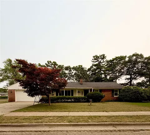 1499 Eastwood, Muskegon, MI 49442