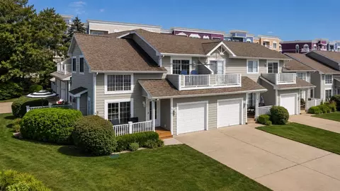 119 E Water, New Buffalo, MI 49117