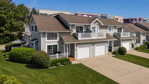 119 E Water, New Buffalo, MI 49117