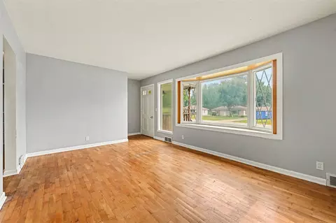 Living - 1050 Bloomfield, Plainwell, MI 49080 photo 2 of 2