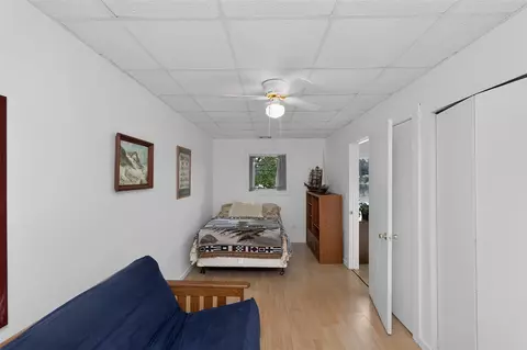 Bedroom - 15657 Lakeview, Buchanan, MI 49107 photo 3 of 3