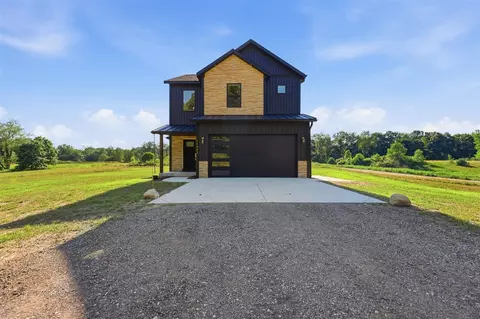 11427 Heintzelman, Rockford, MI 49341