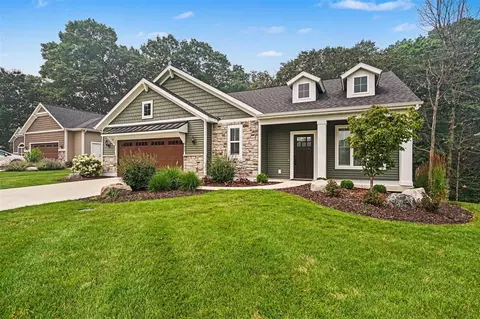 4617 Cottage Crk, Holland, MI 49423
