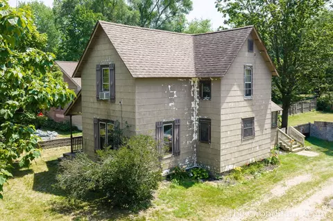 541 W Elm, Wayland, MI 49348
