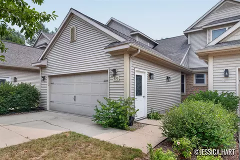 495 Morton #3, Belding, MI 48809 photo 2