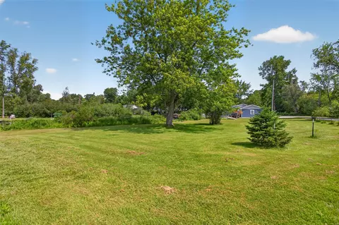 500 Cedar, Brooklyn, MI 49230 photo 8