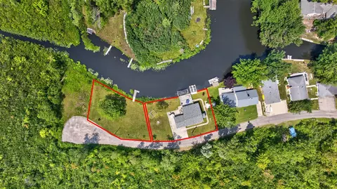 500 Cedar, Brooklyn, MI 49230 photo 2