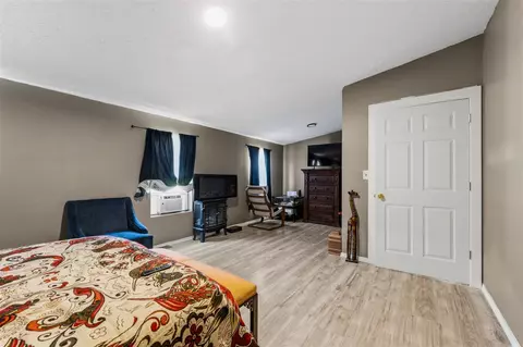 Bedroom - 1092 61st, Pullman, MI 49450 photo 2 of 3