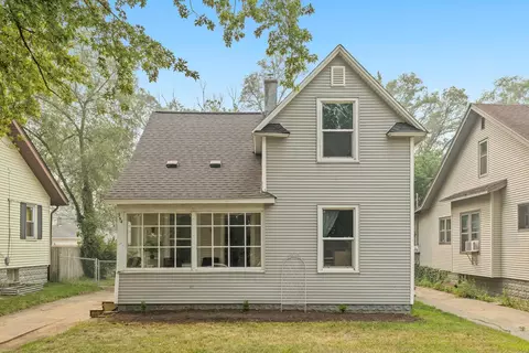 354 W 17th, Holland, MI 49423