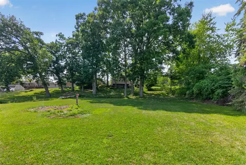 Exterior - 5000 Zygmunt, Jackson, MI 49201 photo 17 of 20