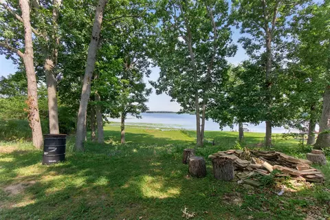 Exterior - 5000 Zygmunt, Jackson, MI 49201 photo 10 of 20