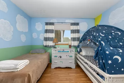 Bedroom - 4789 Pleasant, Hamilton, MI 49419 photo 2 of 4
