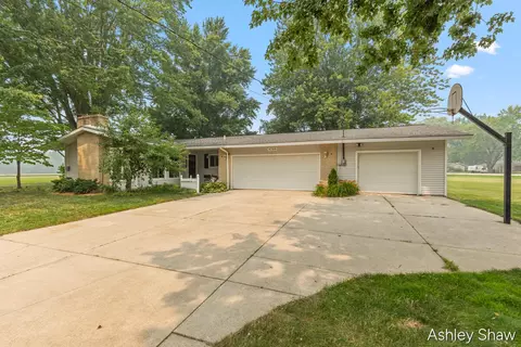 Exterior - 4789 Pleasant, Hamilton, MI 49419 photo 2 of 7