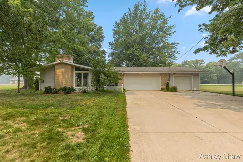 4789 Pleasant, Hamilton, MI 49419