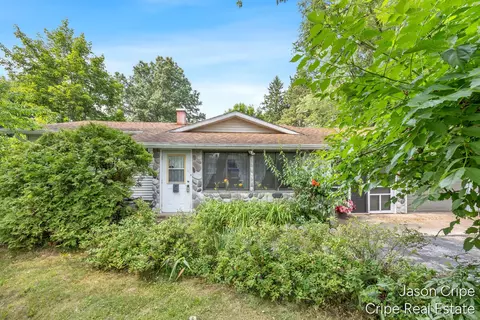 928 E Brierwood, Greenville, MI 48838