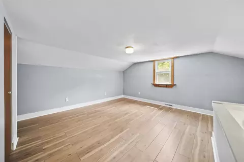 Bedroom - 1533 E Munger, Tecumseh, MI 49286 photo 4 of 5