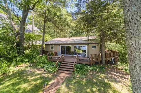 10777 Old Freesoil, Manistee, MI 49660