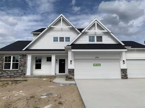 6554 Ravine Pt, Rockford, MI 49341