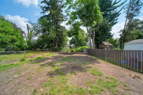 Exterior - 153 Hollis, Jackson, MI 49203 photo 13 of 16