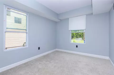 Bedroom - 22714 Heussner, Warren, MI 48089 photo 8 of 9