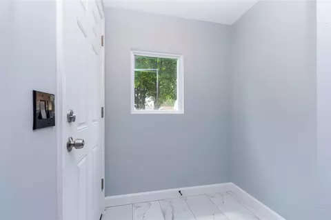 Entry Way - 22714 Heussner, Warren, MI 48089 photo 1 of 6