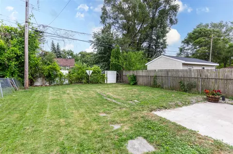 Exterior - 22714 Heussner, Warren, MI 48089 photo 5 of 8