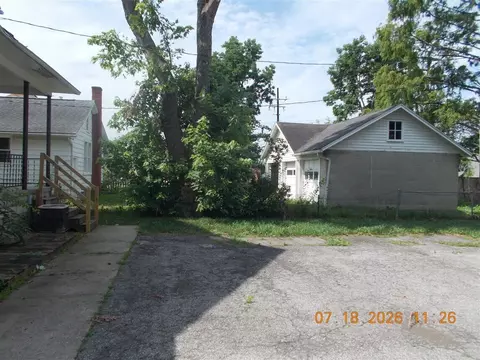 Exterior - 760 Washington, Monroe, MI 48161 photo 2 of 5
