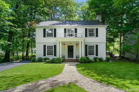 321 Lakeshore, Douglas, MI 49406