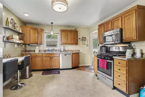 900 Jefferson, Three Rivers, MI 49093 photo 6