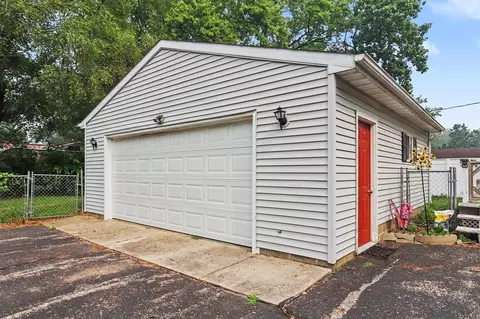900 Jefferson, Three Rivers, MI 49093 photo 24