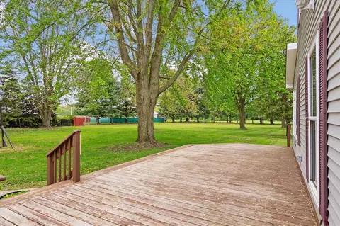 Exterior - 3650 Hogback, Fowlerville, MI 48836 photo 11 of 29