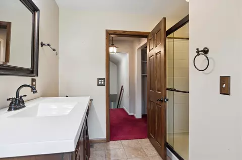 Bath - 3650 Hogback, Fowlerville, MI 48836 photo 3 of 4