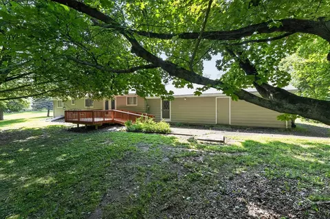 Exterior - 6720 Horton, Jackson, MI 49201 photo 8 of 12