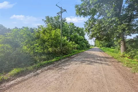 V Gramlich, Maybee, MI 48159 photo 15