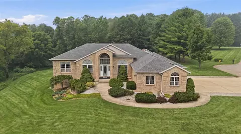 460 Buckshot, Grandville, MI 49418