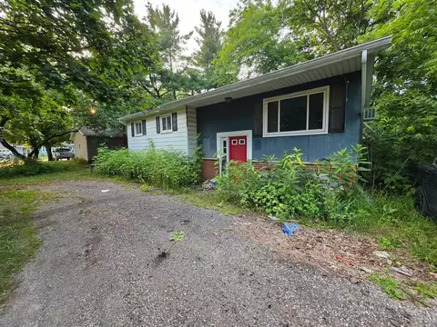 4428 W Butterfield, Olivet, MI 49076