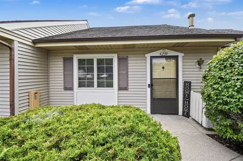 4239 SEastcastle, Grand Rapids, MI 49508