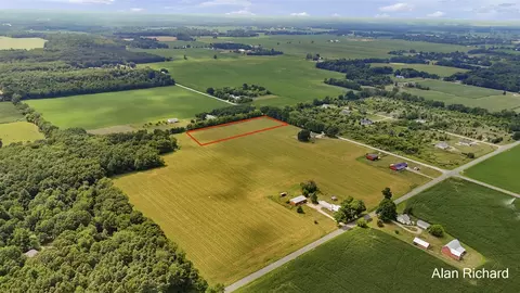 11820 Rooksby, Sand Lake, MI 49343