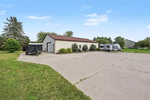 Exterior - 7373 Dell, Saline, MI 48176 photo 21 of 26