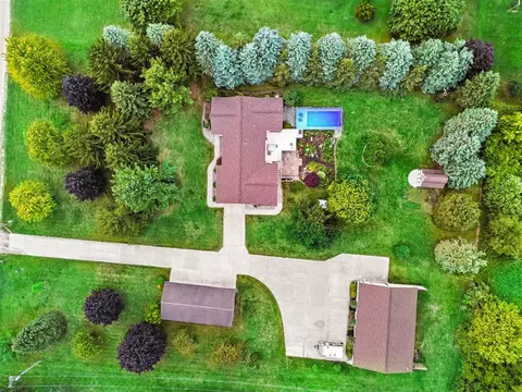 View/Area - 7373 Dell, Saline, MI 48176 photo 3 of 5