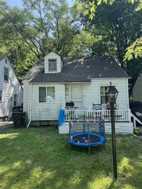 9374 Minock, Detroit, MI 48228