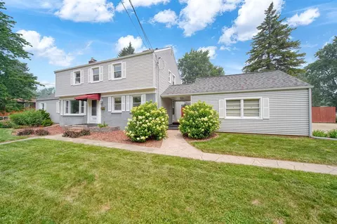 Exterior - 1058 Orchard, Adrian, MI 49221 photo 6 of 15