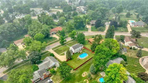 View/Area - 1058 Orchard, Adrian, MI 49221 photo 8 of 10