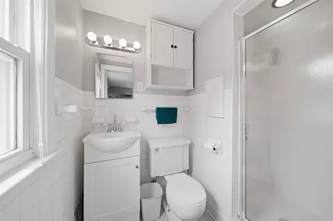 Bath - 1058 Orchard, Adrian, MI 49221 photo 4 of 4