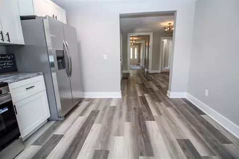 Entry Way - 422 Maple, Three Rivers, MI 49093 photo 1 of 4