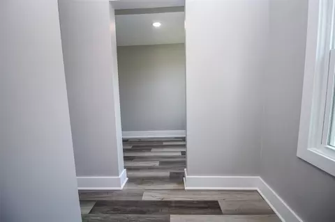Entry Way - 422 Maple, Three Rivers, MI 49093 photo 2 of 4