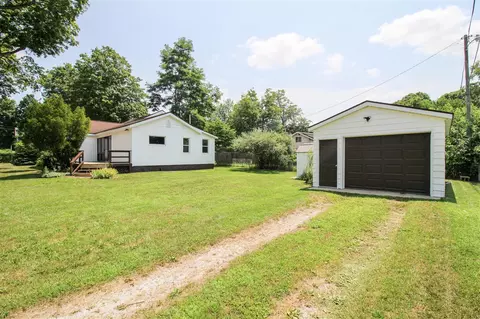 Exterior - 422 Maple, Three Rivers, MI 49093 photo 13 of 13