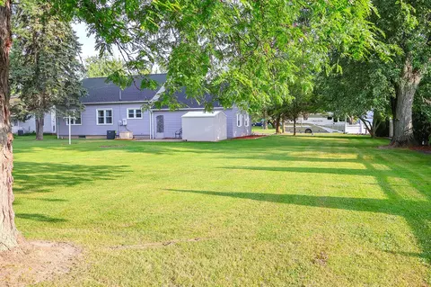 Exterior - 114 E Southeastern, Galien, MI 49113 photo 3 of 6