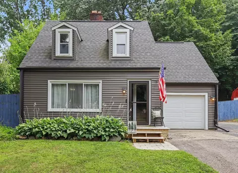 109 W Sunset, Battle Creek, MI 49017