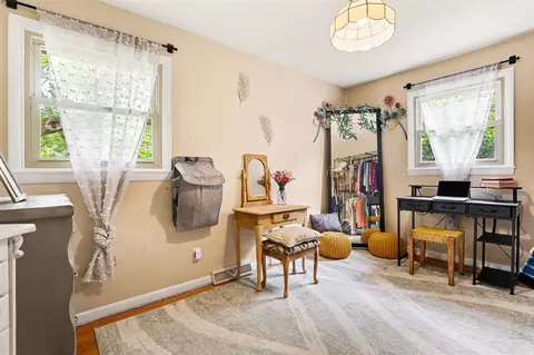 Bedroom - 507 Floral, Belding, MI 48809 photo 2 of 3